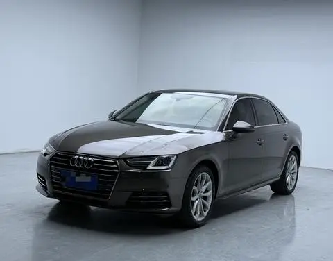 Audi A4L 2018