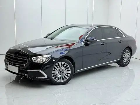 Mercedes-Benz E-Class 2022 — фото 1