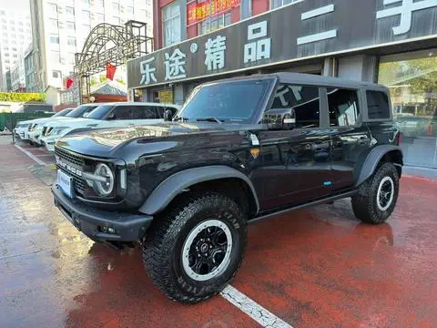 Ford Bronco 2024