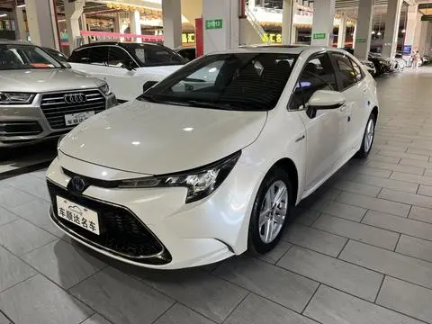 Toyota 雷凌 2019 — фото 1