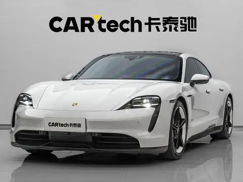 Porsche Taycan 2022