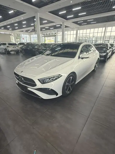 Mercedes-Benz A-Class 2023 — фото 1