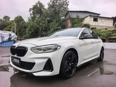 BMW 1 Series 2021