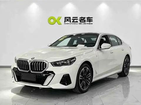 BMW 5 Series 2025