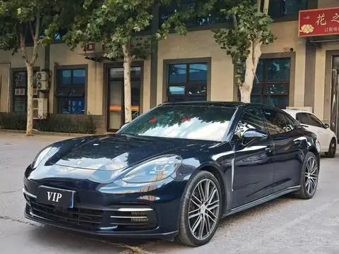 Porsche Panamera 2019