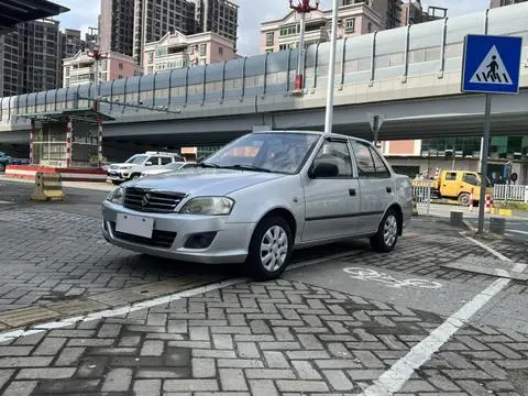 Suzuki 羚羊 2012