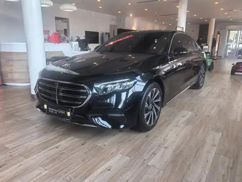Mercedes-Benz E-Class 2025