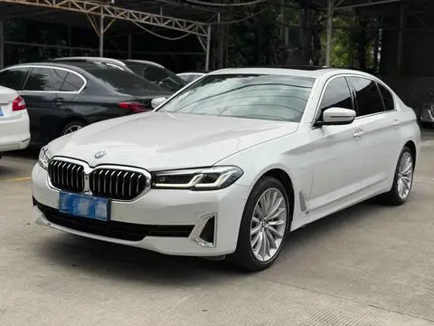 BMW 5 Series 2021 — фото 1