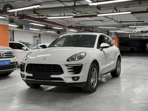 Porsche Macan 2017 — фото 1