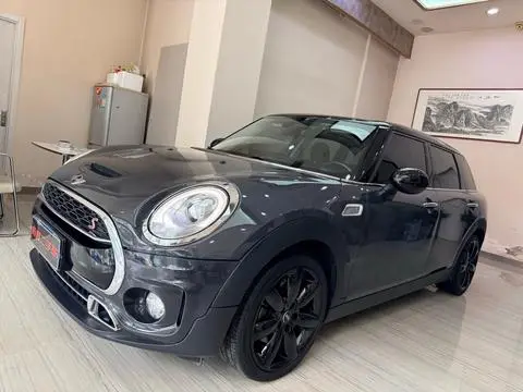 MINI CLUBMAN 2016