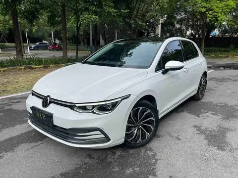 Volkswagen Golf 2023