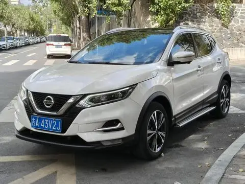 Nissan Qashqai 2022 — фото 1