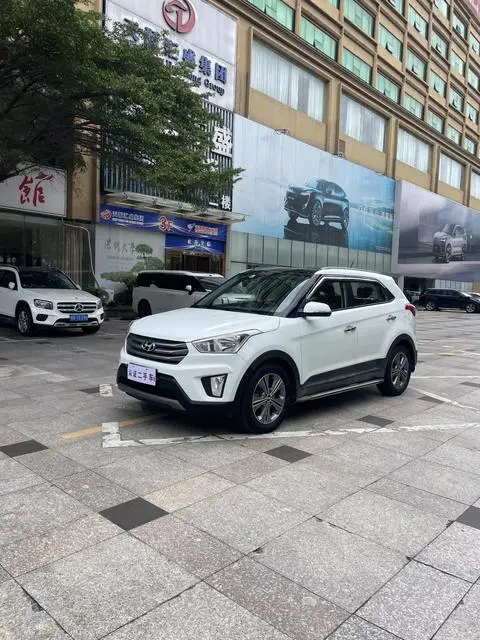 Hyundai ix25 2015 — фото 1