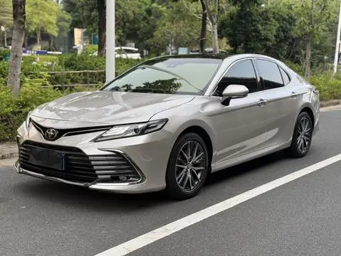 Toyota Camry 2021