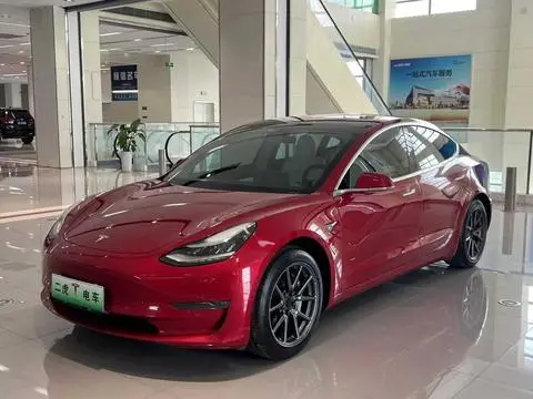 Tesla Model 3 2019 — фото 1