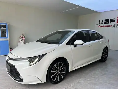 Toyota 雷凌 2019 — фото 1