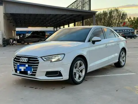 Audi A3 2020 — фото 1
