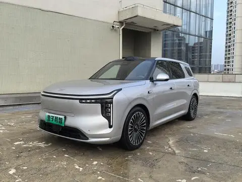 IM Motors 智己LS8 2026