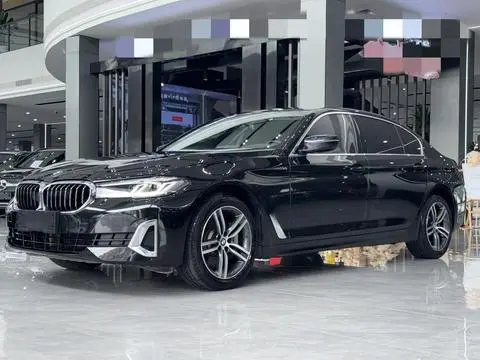 BMW 5 Series 2021