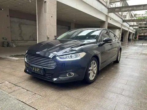 Ford 蒙迪欧 2013