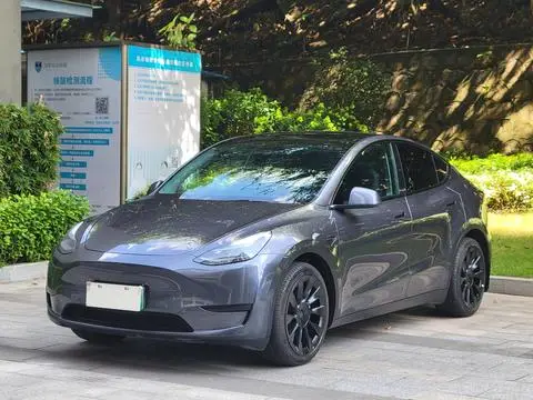 Tesla Model Y 2022 — фото 1