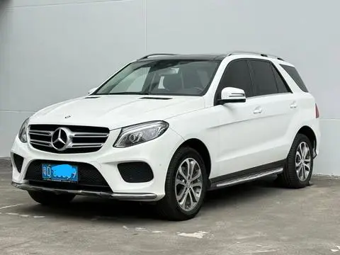 Mercedes-Benz GLE 2017 — фото 1