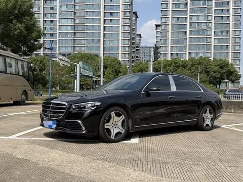 Mercedes-Benz S-Class 2023