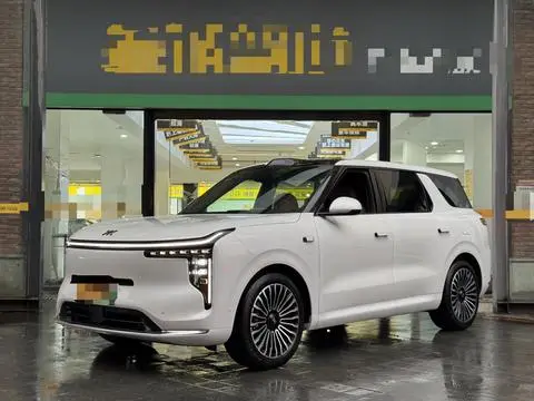 IM Motors 智己LS8 2026