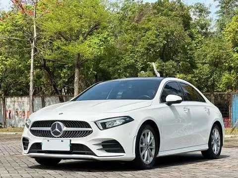 Mercedes-Benz A-Class 2022 — фото 1