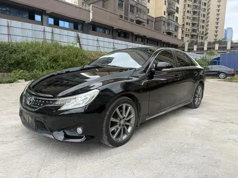 Toyota Reiz 2013