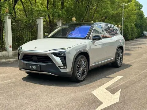 NIO ES8 2020