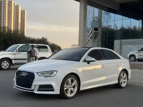 Audi A3 2019 — фото 1