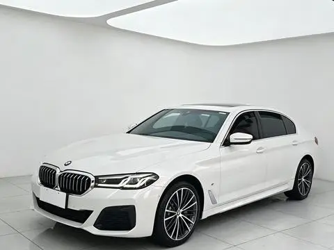 BMW 5 Series 2023