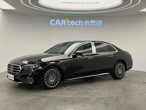 Mercedes-Benz E-Class 2024 — фото 1