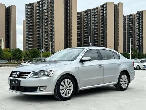 Volkswagen Lavida 2013