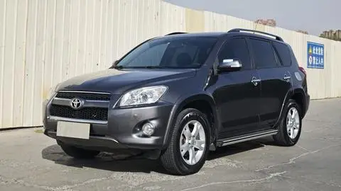 Toyota RAV4 2011