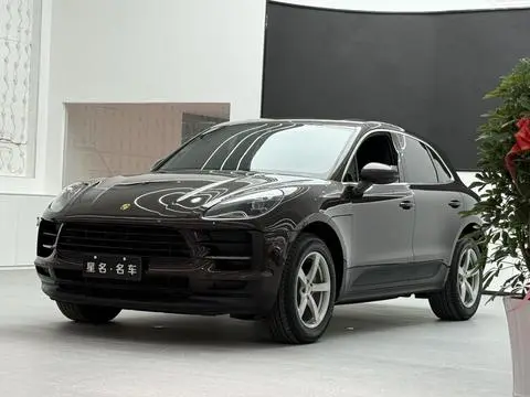 Porsche Macan 2018 — фото 1
