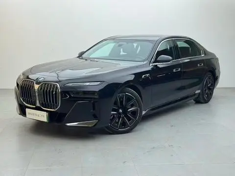 BMW i7 2023