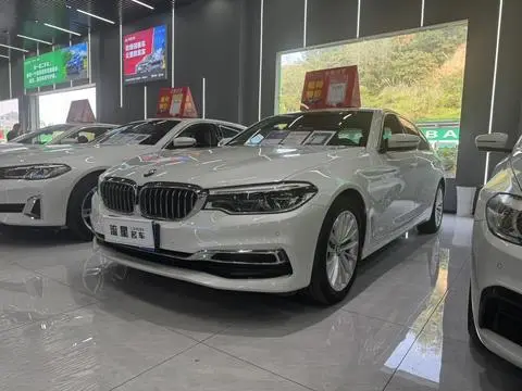 BMW 5 Series 2020 — фото 1