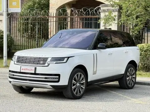 Land Rover Range Rover 2023 — фото 1