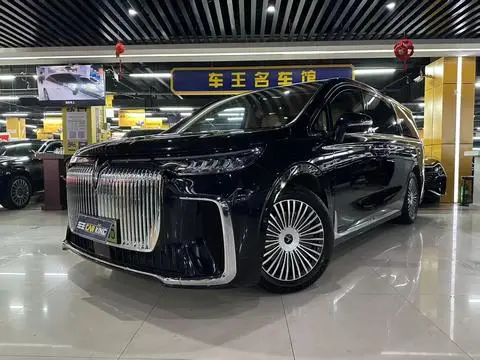 Voyah 梦想家 PHEV 2025