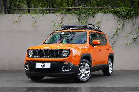 Jeep 自由侠 2018 — фото 1