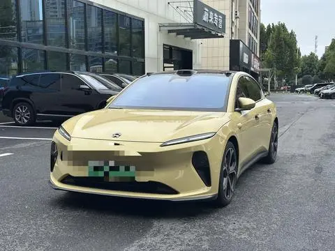 NIO ET5 2022