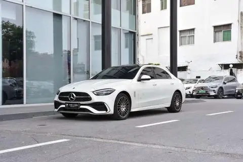 Mercedes-Benz C-Class 2025
