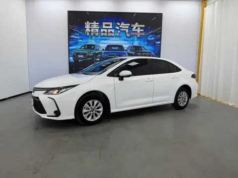Toyota Corolla 2022 — фото 1