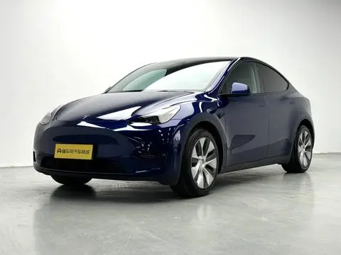 Tesla Model Y 2021 — фото 1