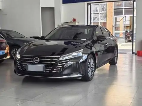 Nissan Teana 2022