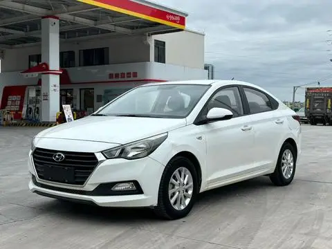 Hyundai 悦纳 2016 — фото 1