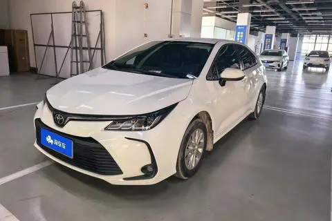 Toyota Corolla 2022 — фото 1