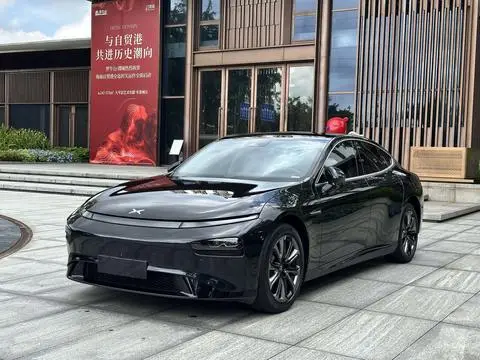 XPeng 小鹏P7 2022